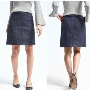 Coated tweed Banana Republic blue skirt